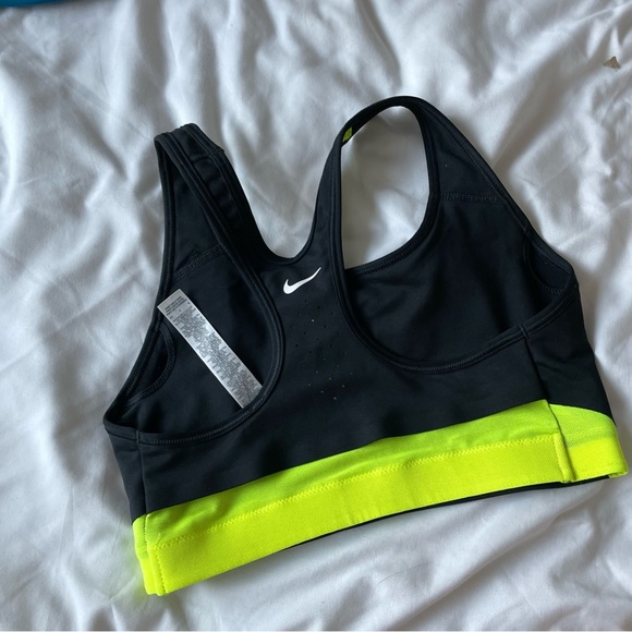 Nike PRO medium support sport bra - Picture 5 of 9